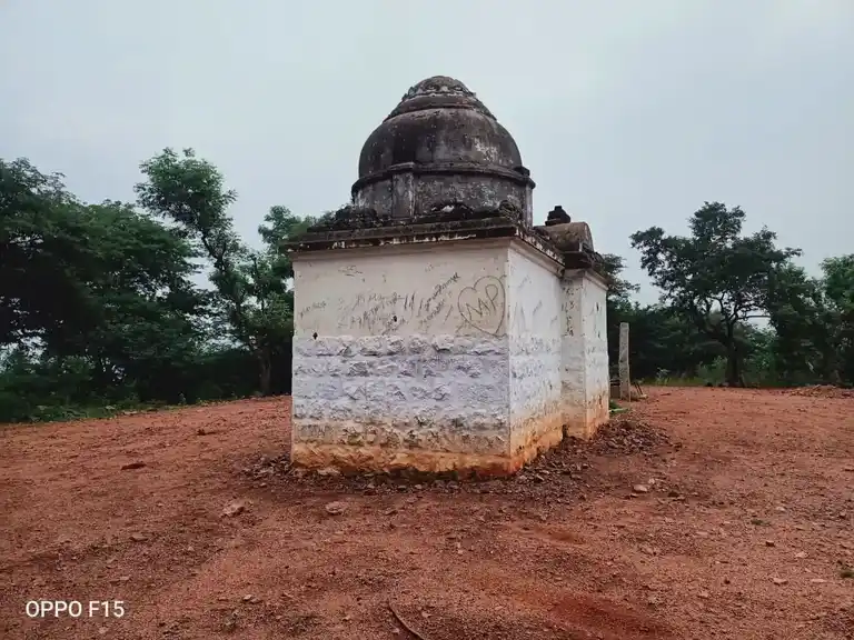 Arulmigu Perumal Temple, Kollapatty - 624801 அருள்மிகு பெருமாள் திருக்கோயில், Kollapatty - 624801, Dindigul - Ancient Temple Architecture and History Image 4