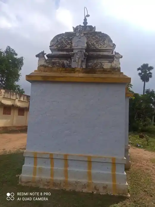 Arulmigu Perumal Temple, Komberipatty - 624801