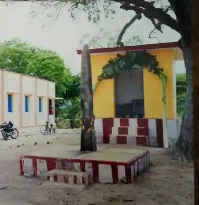 Arulmigu Perumal Temple, Kongalapuram, Kongalapuram - 626123 அருள்மிகு பெருமாள் திருக்கோயில், கொங்கலாபுரம், Kongalapuram - 626123, Virudhunagar - Ancient Temple Architecture and History Image 3