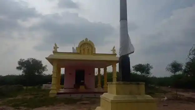 Arulmigu Perumal Temple, Kuralayampatti - 628907