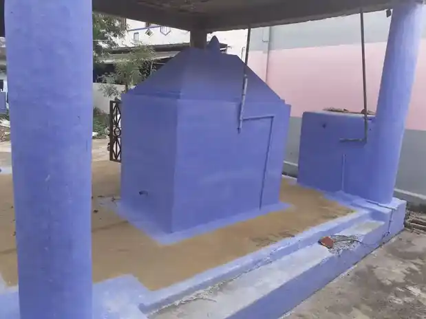 Arulmigu Perumal Temple, Kuruppanaickanpalayam - 638301 அருள்மிகு பெருமாள் திருக்கோயில், Kuruppanaickanpalayam - 638301, Erode - Ancient Temple Architecture and History Image 2