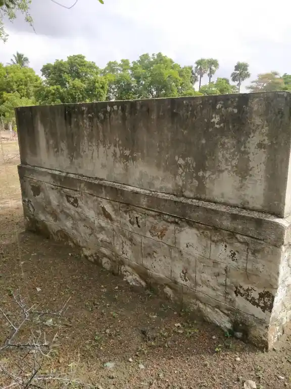 Arulmigu Perumal Temple, Kuthilupai - 624712 அருள்மிகு பெருமாள் தி/கோ, Kuthilupai - 624712, Dindigul - Ancient Temple Architecture and History Image 2