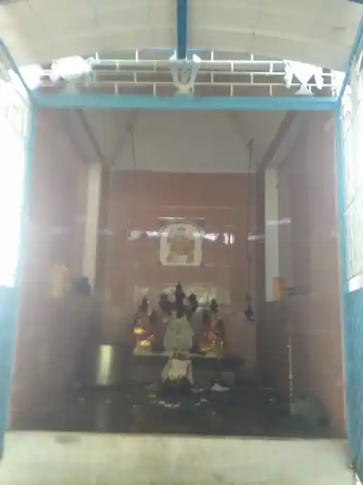 Arulmigu Perumal Temple, Kuttathupatti - 624002 அருள்மிகு பெருமாள் திருக்கோயில், Kuttathupatti - 624002, Dindigul - Ancient Temple Architecture and History Image 7