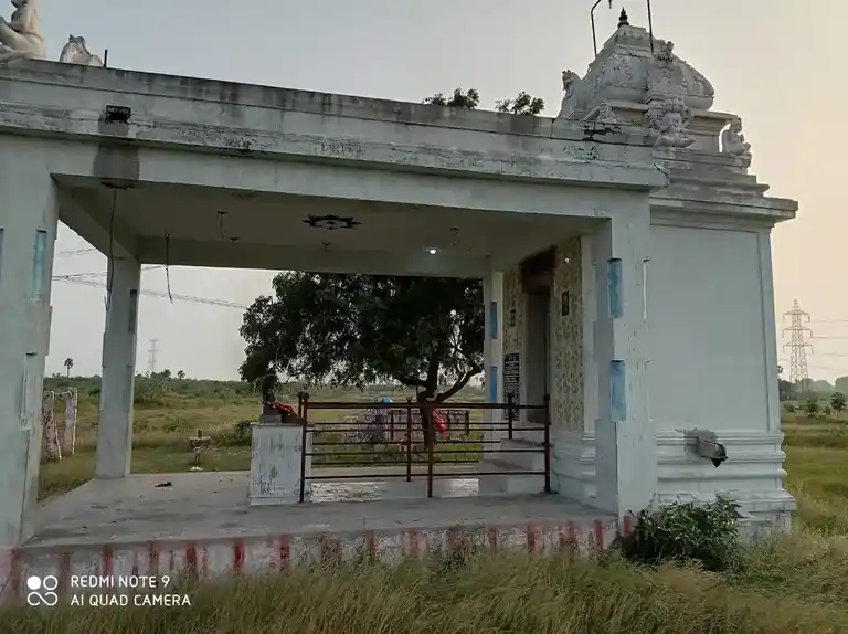 Arulmigu Perumal Temple, M.Puliankulam - 625706 Arulmigu Perumal Temple, M.Puliankulam - 625706, Madurai - Ancient Temple Architecture and History Image 3