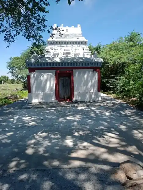 Arulmigu Perumal Temple, Maravadi - 635205 அருள்மிகு பெருமாள் திருக்கோயில், Maravadi - 635205, Dharmapuri - Ancient Temple Architecture and History Image 3