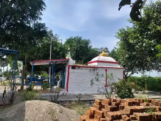 Arulmigu Perumal Temple, Mathimatalapatti - 636810