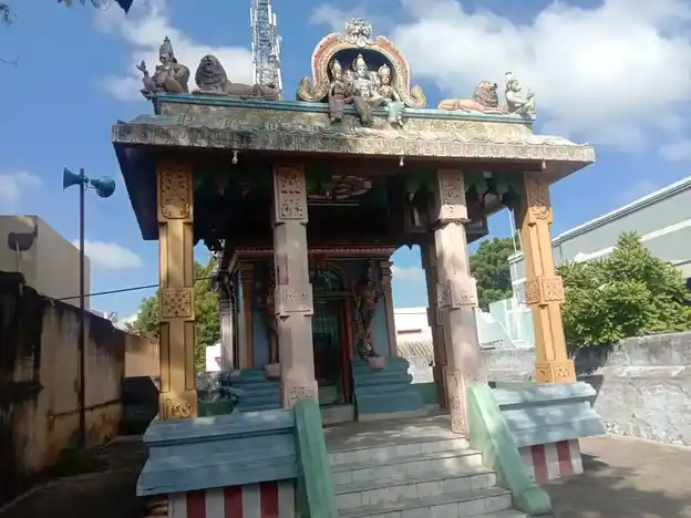 Arulmigu Perumal Temple, Melakottai - 625706 Arulmigu Perumal Temple, மேலக்கோட்டை கிராமம் - 625706, Madurai - Ancient Temple Architecture and History Image 3