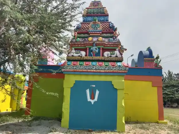 Arulmigu Perumal Temple, Mookampatti - 635203 அருள்மிகு திம்மராயசுவாமி திருக்கோயில், மத்தூர், மூக்கம்பட்டி - 635203, Krishnagiri - Ancient Temple Architecture and History Image 4