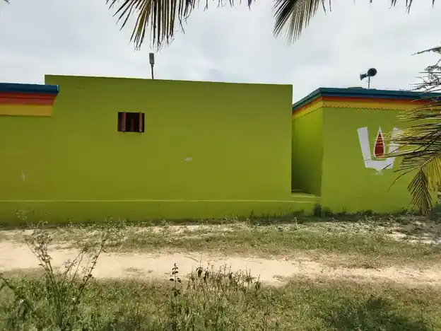 Arulmigu Perumal Temple, Mookampatti - 635203 அருள்மிகு திம்மராயசுவாமி திருக்கோயில், மத்தூர், மூக்கம்பட்டி - 635203, Krishnagiri - Ancient Temple Architecture and History Image 5