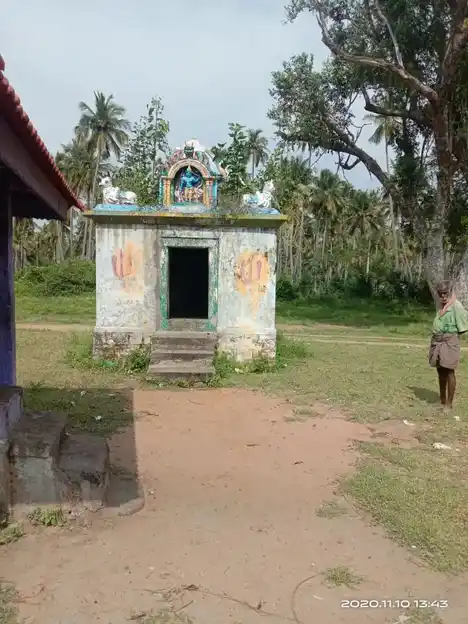 Arulmigu Perumal Temple, Mulaiyur - 624401 அருள்மிகு பெருமாள் திருக்கோயில், Mulaiyur - 624401, Dindigul - Ancient Temple Architecture and History Image 4
