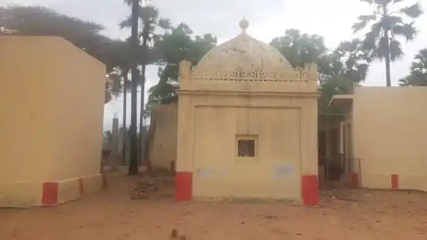 Arulmigu Perumal Temple, Murugesapuram - 628209 அருள்மிகு பெருமாள் திருக்கோயில், Murugesapuram - 628209, Thoothukudi - Ancient Temple Architecture and History Image 2