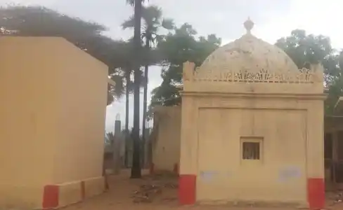 Arulmigu Perumal Temple, Murugesapuram - 628209 அருள்மிகு பெருமாள் திருக்கோயில், Murugesapuram - 628209, Thoothukudi - Ancient Temple Architecture and History Image 3