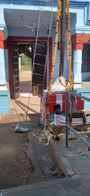 Arulmigu Perumal Temple, Near Government High School, Kanmai Surankudi - 626203