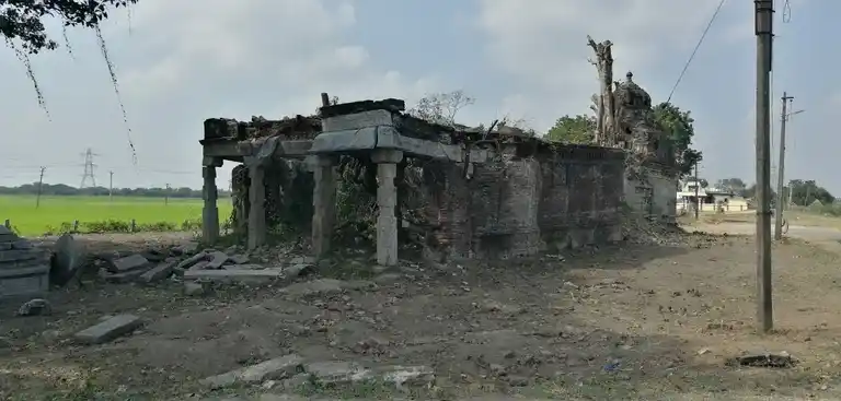 Arulmigu Perumal Temple, Near Main Road, Bagasalai - 631209 அருள்மிகு பெருமாள் திருக்கோயில், Near Main Road, Bagasalai - 631209, Tiruvallur - Ancient Temple Architecture and History Image 4