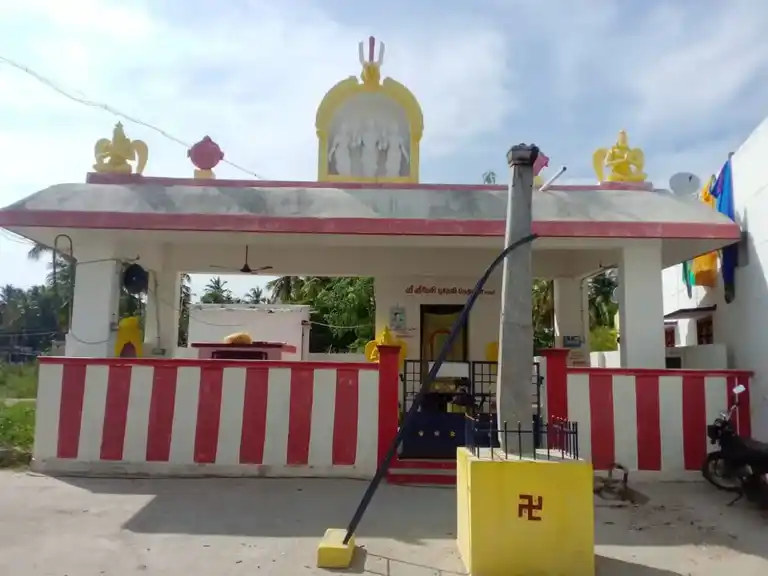Arulmigu Perumal Temple, Near Silk Market, Bargur - 635104 அருள்மிகு பெருமாள் திருக்கோயில், பருகூர் - 635104, Krishnagiri - Ancient Temple Architecture and History Image 2