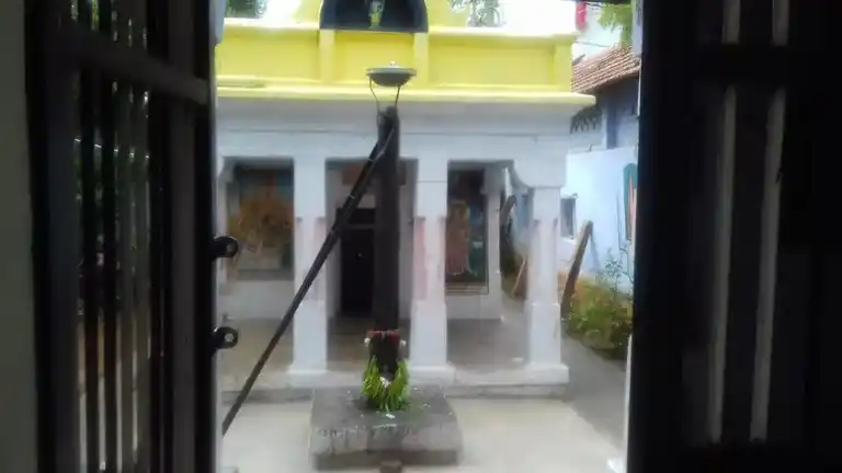 Arulmigu Perumal Temple, Neerathan, Neerathan - 625234 அருள்மிகு பெருமாள் திருக்கோயில், நீரேத்தான், நீரேத்தான் - 625234, Madurai - Ancient Temple Architecture and History Image 4