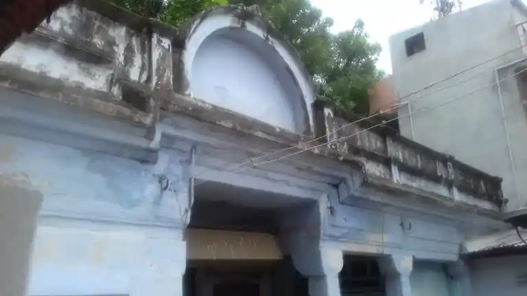 Arulmigu Perumal Temple, Neerathan, Neerathan - 625234 அருள்மிகு பெருமாள் திருக்கோயில், நீரேத்தான், நீரேத்தான் - 625234, Madurai - Ancient Temple Architecture and History Image 6