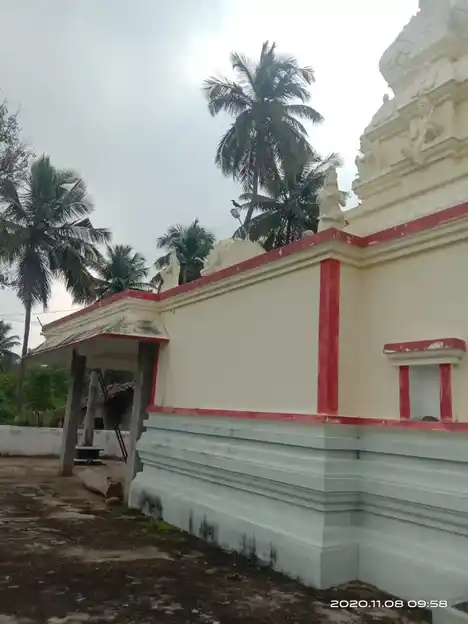 Arulmigu Perumal Temple, Ottapatti Road, Pochampalli - 635206 அருள்மிகு பெருமாள் திருக்கோயில், ஒட்டபட்டி வழி, கெண்டிகம்பட்டி - 635206, Krishnagiri - Ancient Temple Architecture and History Image 2