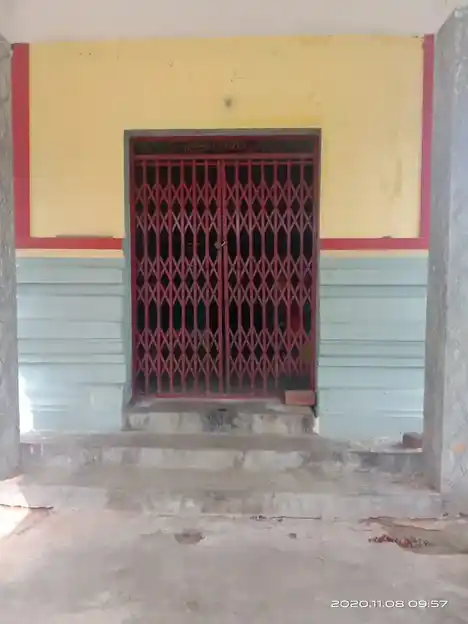 Arulmigu Perumal Temple, Ottapatti Road, Pochampalli - 635206 அருள்மிகு பெருமாள் திருக்கோயில், ஒட்டபட்டி வழி, கெண்டிகம்பட்டி - 635206, Krishnagiri - Ancient Temple Architecture and History Image 4