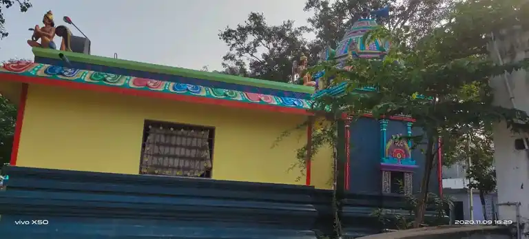 Arulmigu Perumal Temple, Pennaswaramatam - 635112 அருள்மிகு பெருமாள் திருக்கோயில், பெண்ணேஸ்வரமடம் - 635112, Krishnagiri - Ancient Temple Architecture and History Image 3