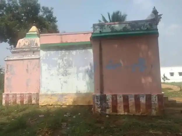 Arulmigu Perumal Temple, Pillaiyarnatham - 624002 அருள்மிகு பெருமாள் திருக்கோயில், Pillaiyarnatham - 624002, Dindigul - Ancient Temple Architecture and History Image 3