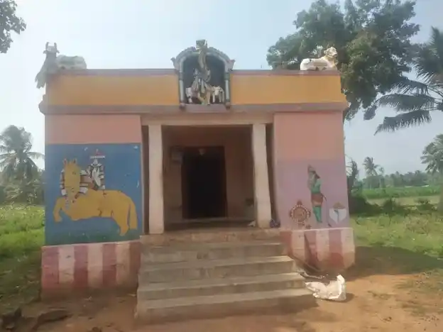 Arulmigu Perumal Temple, Pillaiyarnatham - 624002 அருள்மிகு பெருமாள் திருக்கோயில், Pillaiyarnatham - 624002, Dindigul - Ancient Temple Architecture and History Image 4