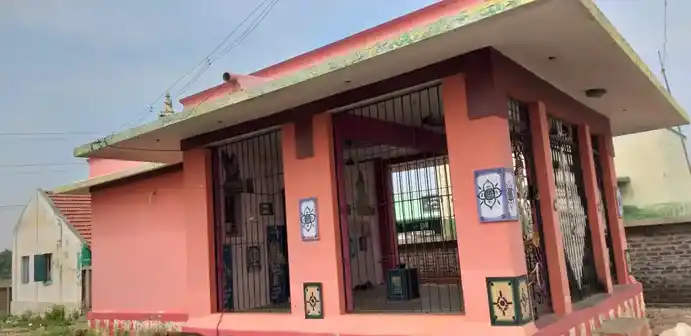 Arulmigu Perumal Temple, Ponnamangalam - 625706 அருள்மிகு பெருமாள் திருக்கோயில், பொன்னமங்கலம் - 625706, Madurai - Ancient Temple Architecture and History Image 2