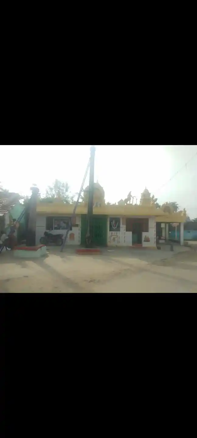 Arulmigu Perumal Temple, Pungampatti - 635201 அருள்மிகு பெருமாள் திருக்கோயில், Pungampatti - 635201, Krishnagiri - Ancient Temple Architecture and History Image 4