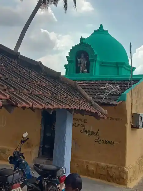 Arulmigu Perumal Temple, Rajakapatti - 624316 Arulmigu Perumal Temple, Rajakapatti - 624316, Dindigul - Ancient Temple Architecture and History Image 2