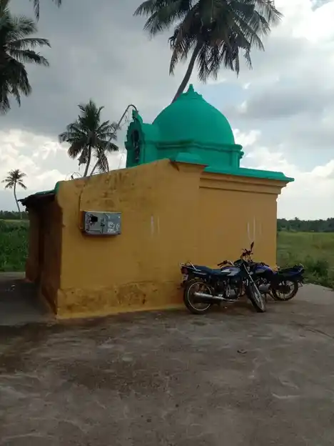 Arulmigu Perumal Temple, Rajakapatti - 624316 Arulmigu Perumal Temple, Rajakapatti - 624316, Dindigul - Ancient Temple Architecture and History Image 3