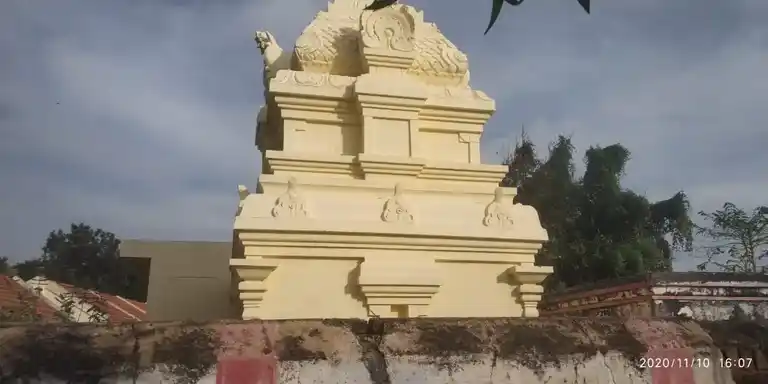 Arulmigu Perumal Temple, Sathiyanathapuram - 636813 அருள்மிகு பெருமாள் திருக்கோயில், Sathiyanathapuram - 636813, Dharmapuri - Ancient Temple Architecture and History Image 7