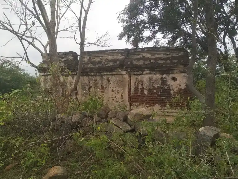 Arulmigu Perumal Temple, Seeriyanahalli, Erudukuttahalli - 636808 Temple