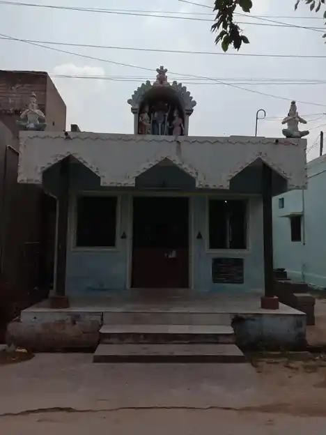 Arulmigu Perumal Temple, Sempedu - 632002 அருள்மிகு பெருமாள் திருக்கோயில், செம்பேடு - 632002, Vellore - Ancient Temple Architecture and History Image 9