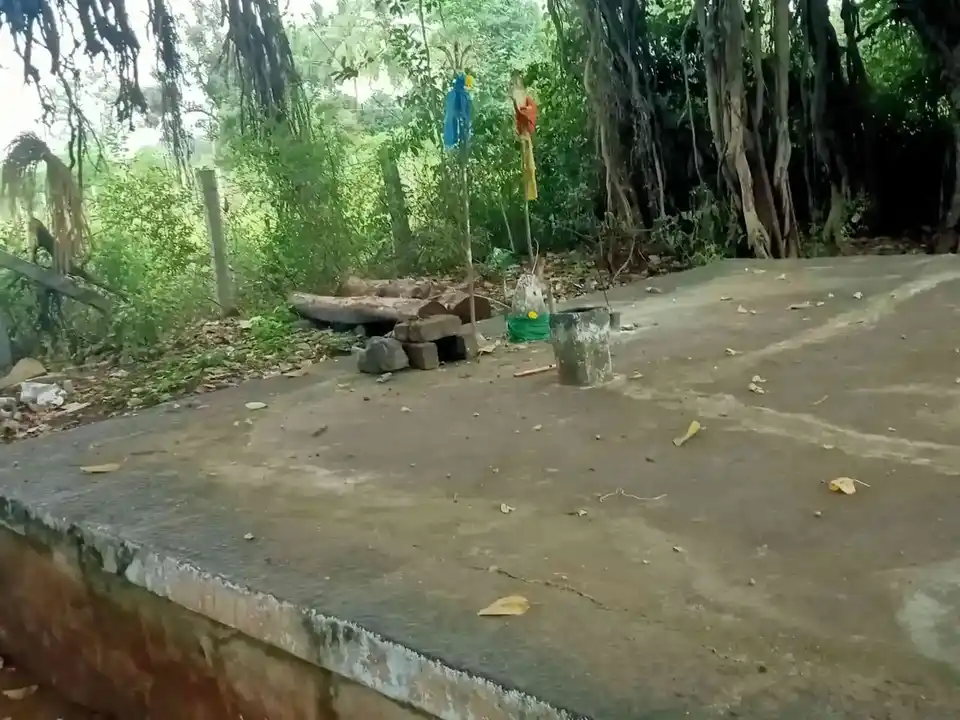 Arulmigu Perumal Temple, Sinthalakundu - 624002 அருள்மிகு பெருமாள் திருக்கோயில், Sinthalakundu - 624002, Dindigul - Ancient Temple Architecture and History Image 2