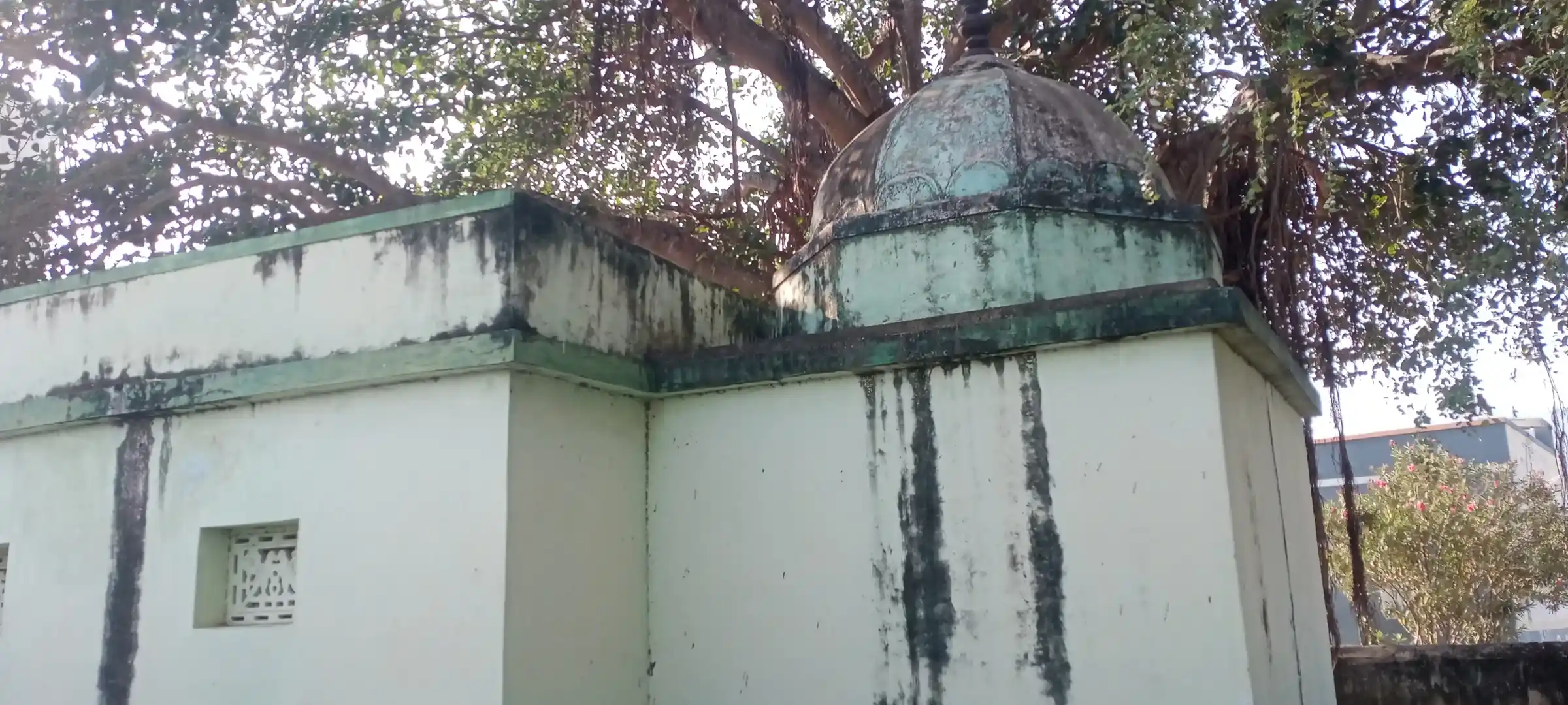 Arulmigu Perumal Temple, Thimmarasanayakanur - 625536 அருள்மிகு பெருமாள் திருக்கோயில், Thimmarasanayakanur - 625536, Theni - Ancient Temple Architecture and History Image 6