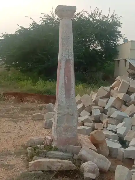 Arulmigu Perumal Temple, Ulliakottai - 624703 அருள்மிகு பெருமாள் திருக்கோயில், Ulliakottai - 624703, Dindigul - Ancient Temple Architecture and History Image 2