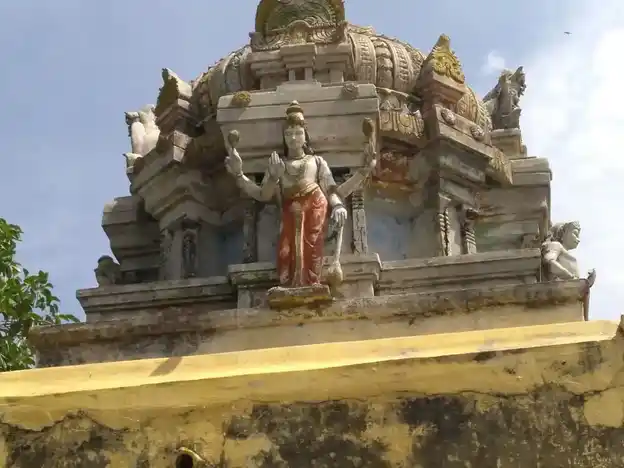 Arulmigu Perumal Temple, Urandaurappanur - 625626 அருள்மிகு பெருமாள் திருக்கோயில், Urandaurappanur - 625626, Madurai - Ancient Temple Architecture and History Image 5