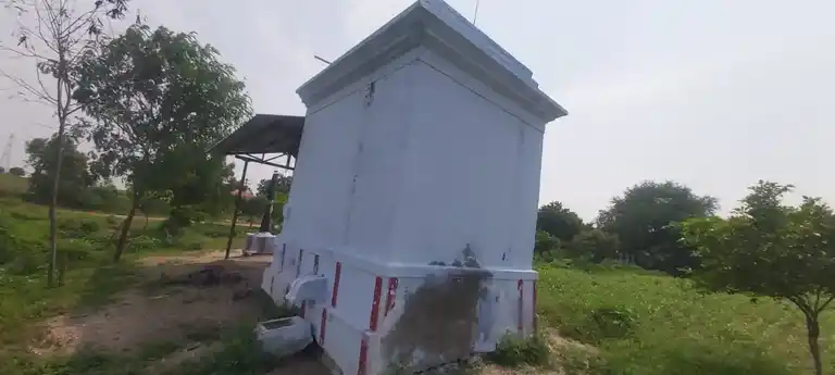 Arulmigu Perumal Temple, Urulaikkudi - 628802 அருள்மிகு பெருமாள் திருக்கோயில், Urulaikkudi - 628802, Thoothukudi - Ancient Temple Architecture and History Image 3