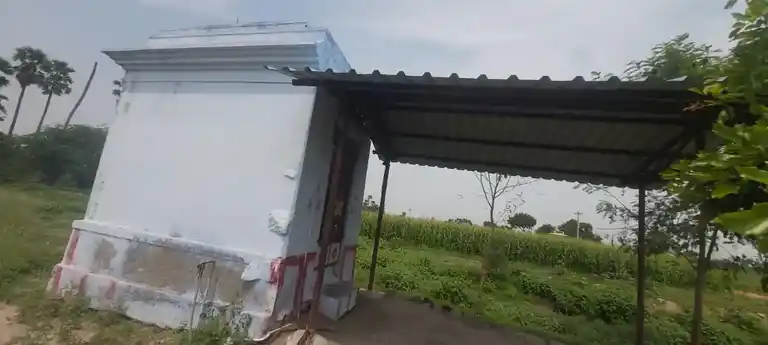 Arulmigu Perumal Temple, Urulaikkudi - 628802 அருள்மிகு பெருமாள் திருக்கோயில், Urulaikkudi - 628802, Thoothukudi - Ancient Temple Architecture and History Image 4