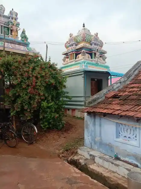 Arulmigu Perumal Temple, Vadakatupatti - 624304 Arulmigu Perumal Temple, Vadakatupatti - 624304, Dindigul - Ancient Temple Architecture and History Image 3