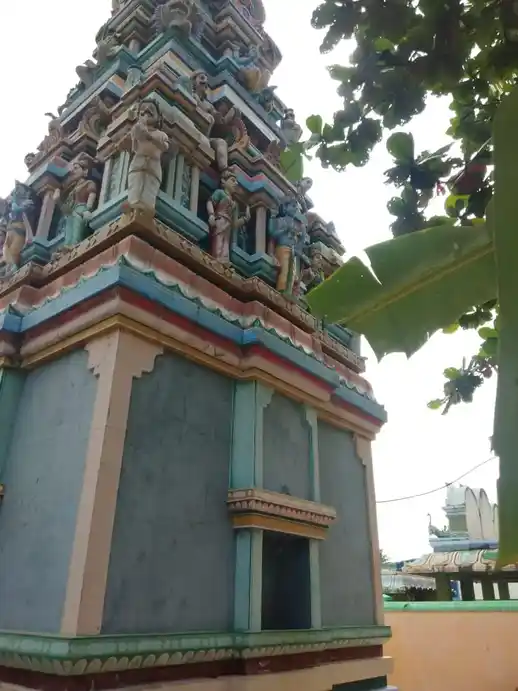 Arulmigu Perumal Temple, Vadamangalam - 635123 அருள்மிகு பெருமாள் திருக்கோயில், Vadamangalam - 635123, Krishnagiri - Ancient Temple Architecture and History Image 4