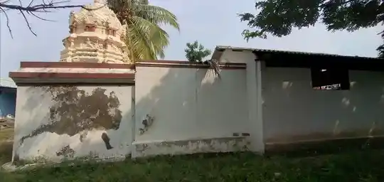 Arulmigu Perumal Temple, Vadaputhinatham - 642205