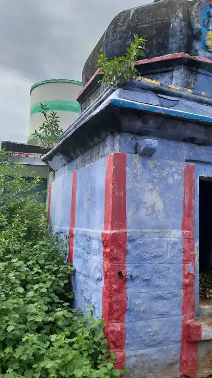 Arulmigu Perumal Temple, Vadugapatti - 625532 அருள்மிகு பெருமாய் திருக்கோயில், Vadugapatti - 625532, Madurai - Ancient Temple Architecture and History Image 4