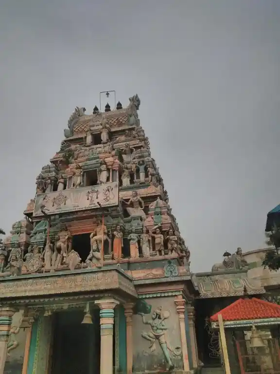 Arulmigu Perumal Temple, Valayangulam - 625022 அருள்மிகு பெருமாள் திருக்கோயில், Valayangulam - 625022, Madurai - Ancient Temple Architecture and History Image 4