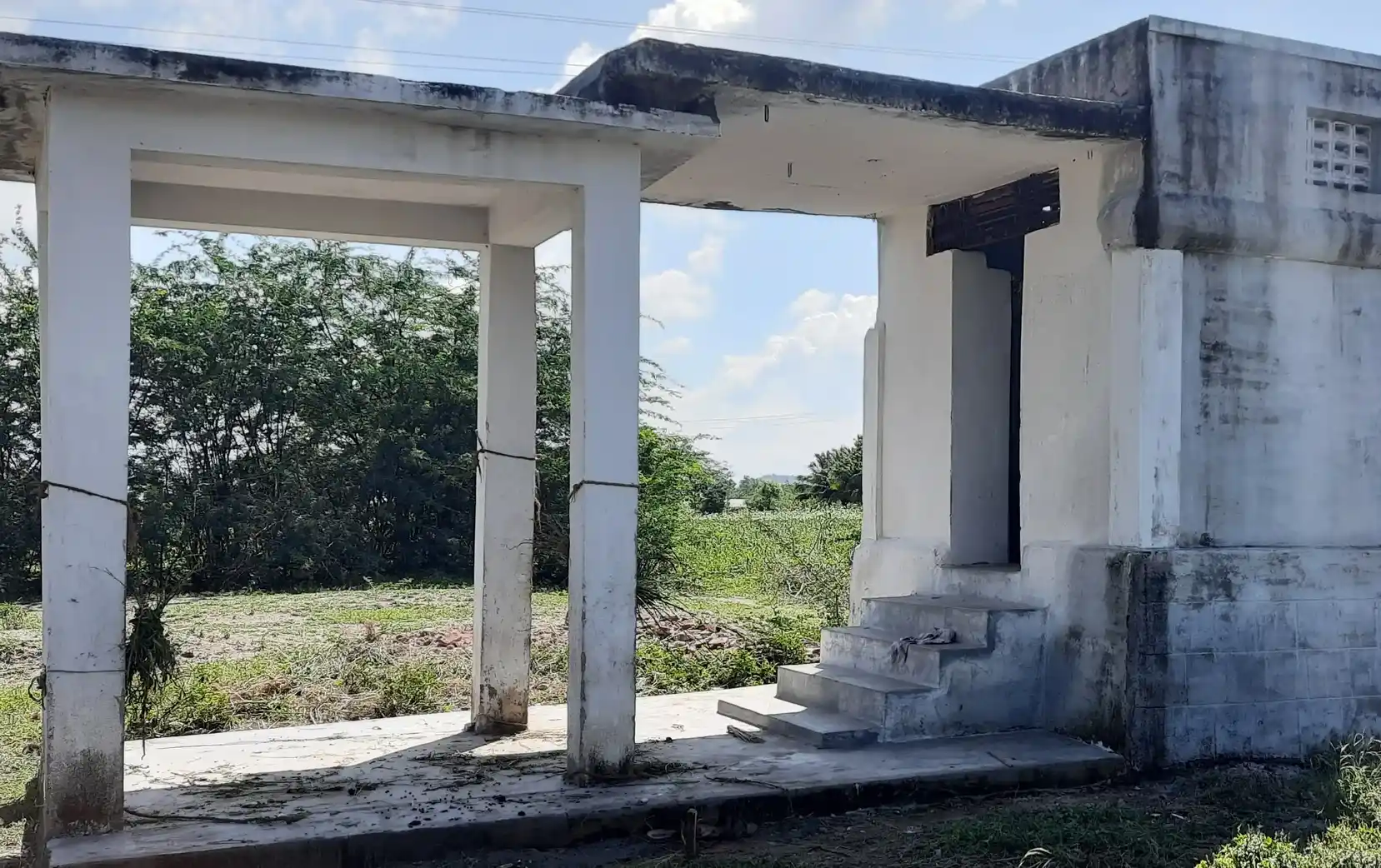 Arulmigu Perumal Temple, Valayankulam, Valayankulam - 626104 அருள்மிகு பெருமாள் திருக்கோயில், வலையன்குளம், வலையன்குளம் கிராமம் - 626104, Virudhunagar - Ancient Temple Architecture and History Image 4