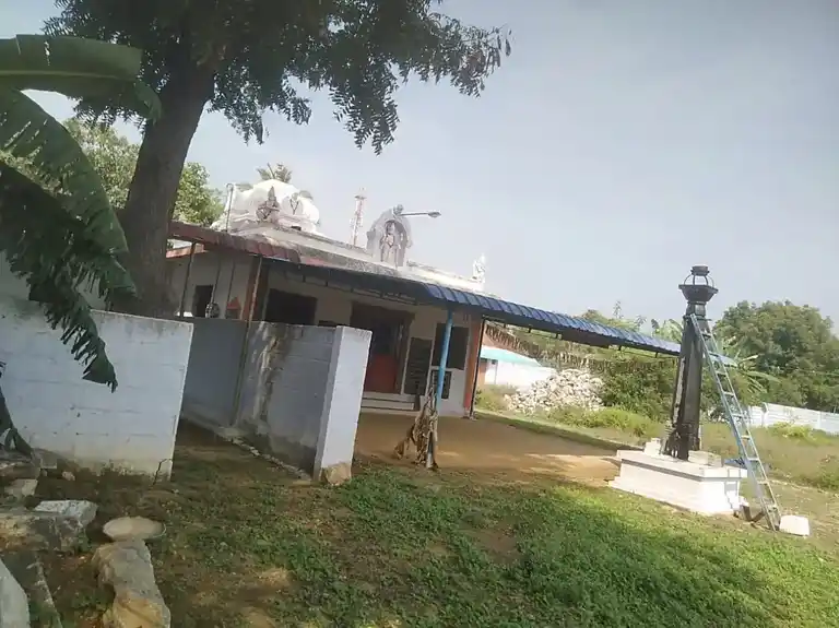Arulmigu Perumal Temple, Velampalayam - 638104 அருள்மிகு பெருமாள் திருக்கோயில், Velampalayam - 638104, Erode - Ancient Temple Architecture and History Image 2