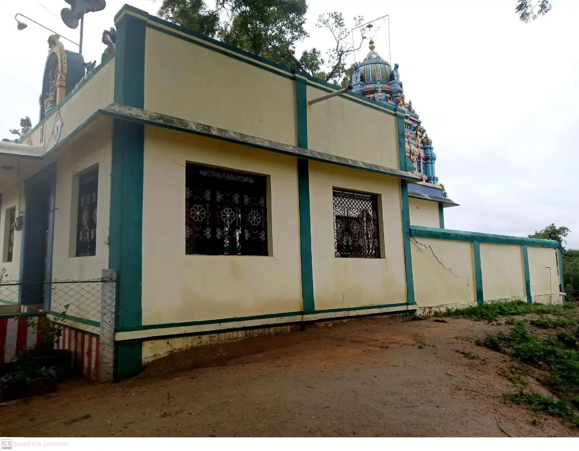 Arulmigu Perumal Temple, Velidupatti - 628720 அருள்மிகு பெருமாள் திருக்கோயில், Velidupatti - 628720, Thoothukudi - Ancient Temple Architecture and History Image 4
