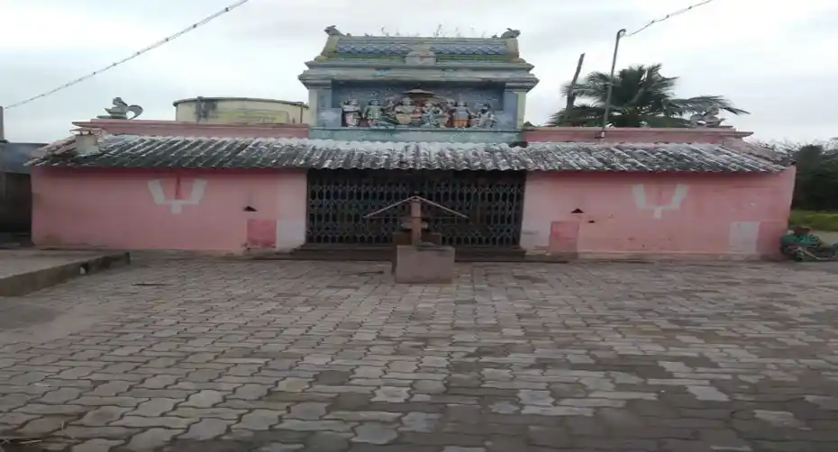 Arulmigu Perumal Thangamanar Temple, Aayakulam - 632202 அருள்மிகு பெருமாள் தங்கமானார் திருக்கோயில், ஆயக்குளம் - 632202, Vellore - Ancient Temple Architecture and History Image 3