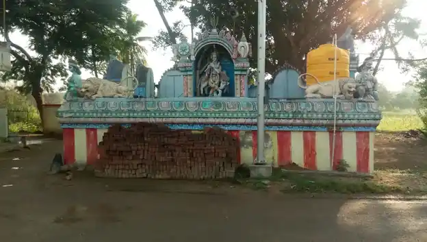 Arulmigu Perumal Vagaiyara Temple, Periyakamiyam Pattu - 635851 அருள்மிகு பெருமாள் வகையறா திருக்கோயில், பெரியகம்மியம்பட்டு - 635851, Thirupathur - Ancient Temple Architecture and History Image 8