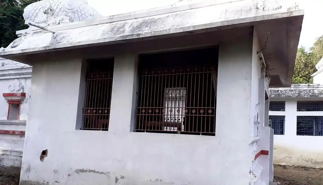 Arulmigu Perumaleeswarar Temple, Sirubinayur - 603107 அருள்மிகு பெருமாள்ஈஸ்வரர் திருக்கோயில், Sirubinayur, Sirubinayur - 603107, Kancheepuram - Ancient Temple Architecture and History Image 4